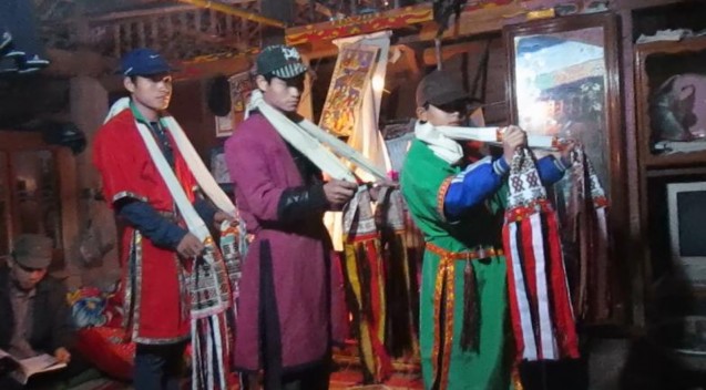 H15 Lễ đám chay Ảnh Đỗ Văn Kiên H16 Cấp nhà se cho vong cố trong lễ 8