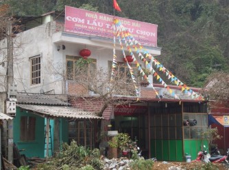 Hình 21 22 23 Một số hình thức kinh doanh dịch vụ tại thôn Bản Thẩu hiện 9