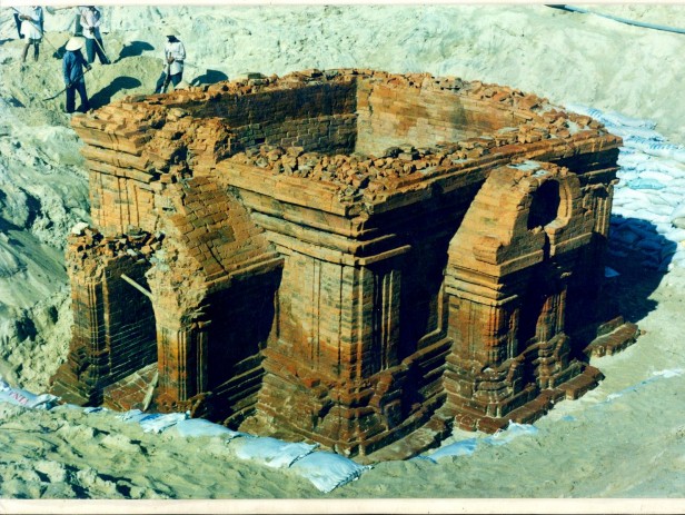 Bản ảnh 8 Kalan tháp Phú Diên Nguồn TS Lê Đình Phụng Bản ảnh 9 Nền móng 6