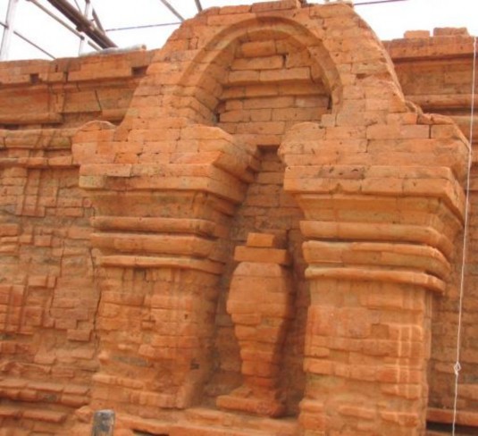 Bản ảnh 13 Trang trí cửa giả tháp Phú Diên Nguồn Tác giả 9