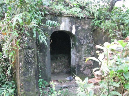 Bản ảnh 25 Miếu Xích mi thần nữ nơi thờ các hiện vật Champa của phế tích 10