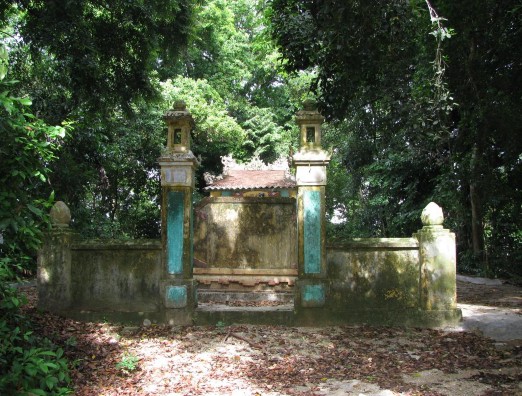 Bản ảnh 30 Miếu Bố Y Na trên nền phế tích tháp Lương Hậu Nguồn Tác 4