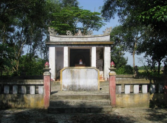 Bản ảnh 33 Miếu Bà Tám tay Mỹ Xuyên Nguồn Tác giả Bản ảnh 34 Phế tích 7