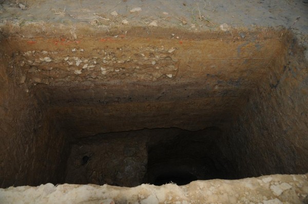 Bản ảnh 48 Địa tầng hố Thám sát THC10 KTR Nguồn Tác giả Bản ảnh 49 2