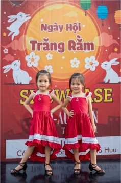 Hình 9 Hình ảnh ngày hội trăng rằm Nguồn Facebook Chương trình Tìm kiếm 1