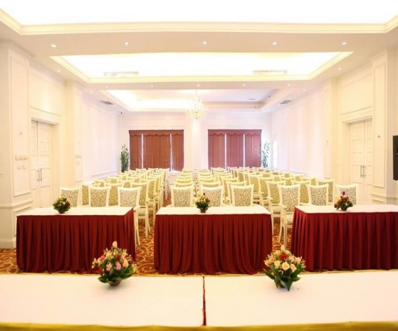 Hình 4 8 Hội trường Hoàng Gia sang trọng nhất tại Sông Hồng Thủ Đô Được 7