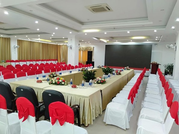 Vui lòng cho biết Họ và tên Địa chỉ Thời gian lưu trú tại khách sạn 3