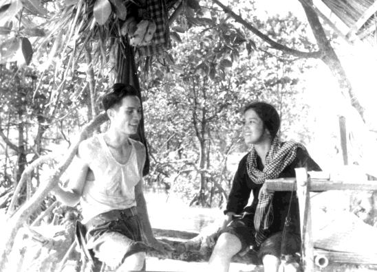 Hình 3 Chị Tư Hậu trong phim Chị Tư Hậu Hình 4 Ba Đô trong phim Cánh đồng hoang 3