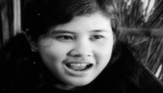 Hình 8 Bé Ba trong phim Mùa gió chướng Hình 9 Bộ đội Việt Nam trong phim Mùi cỏ 2