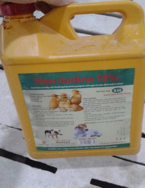 Hình 9 Thuốc sát trùng Hình 10 Cồn Han Iodine10 Hình 11 Thuốc Oxytocin 6