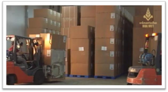 Hình 7 THÙNG SẢN PHẨM THÀNH PHẨM ĐƯỢC LƯU KHO Hình 8 QUY TRÌNH ĐÓNG GÓI SẢN 8