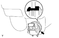 4 5 Vòi phun nước 4 5 1 Kiểm tra trên xe Xả nước rửa kính Tháo ống phun 28