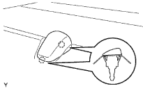 Nhả khớp và tháo vòi phun nước trước Chú ý Không nên dùng lại vòi phun 4