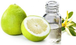 Hình 2 4 Tinh dầu hoa lài Hình 2 5 Tinh dầu vỏ bưởi Hình 2 3 Tinh dầu hoa ngọc 5