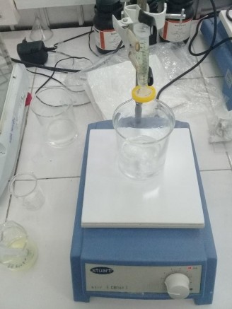 Hình 4 10 Mô hình đánh giá khả năng giải phóng hoạt chất in vitro Lấy mẫu ở 2