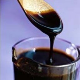 bộ lớp thức ăn trong hố ủ Hình 3 9 rỉ mật Hình3 10 Băn thân là cây ngô 11