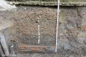 Ba 24 Di tích móng cột thời Lý 12 VH G01 MT059 Ba 25 Di tích móng cột thời Lý 1