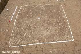 Ba 39 Di tích móng cột thời Lý 12 VH G01 MT031 Ba 40 Di tích móng cột thời Lý 19