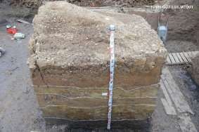 Ba 39 Di tích móng cột thời Lý 12 VH G01 MT031 Ba 40 Di tích móng cột thời Lý 20