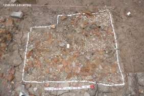 Ba 27 Di tích móng cột thời Lý 12 VH G01 MT002 Ba 28 Di tích móng cộ thời Lý 5