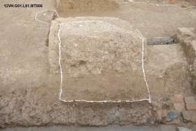 Ba 28 Di tích móng cộ thời Lý 12 VH G01 MT006 Ba 29 Di tích móng cột thời Lý 7