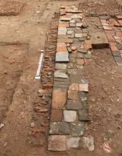 5 6 Hình 02 1 Dấu tích đường đi thời Lê Trung Hưng năm 2018 2 Dấu tích sân 12