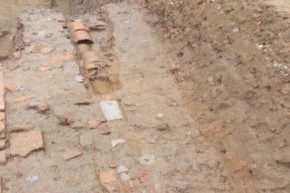 3 4 5 6 Hình 03 1 Dấu tích bó nền thời Lê Sơ 2 Dấu tích rãnh thời Lê Sơ 3 17