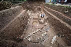 1 2 4 3 5 6 Hình 01 1 Dấu tích ao hồ thời Lê Trung Hưng năm 2017 2 Dấu tích ao 3