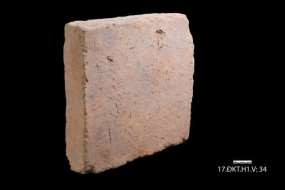 5 6 Hình 05 1 2 Gạch in chữ Hán Thu Vật huyện Vũ Linh hương 17 ĐKT H1 V79 3 4 31