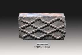 1 2 3 4 5 6 Hình 06 1 2 Gạch chữ nhật trang trí chấm tròn ký hiệu 17 ĐKT H1 V69 32