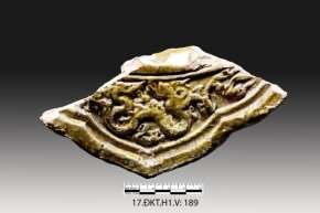 5 6 Hình 15 1 2 Đầu ngói ống trang trí rồng men vàng ký hiệu 17 ĐKT H1 V184 3 4 6