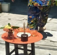 Ảnh 24 Nhân dân lập hương án bên đường ở Nhật Tảo Long An nhân kỷ 13