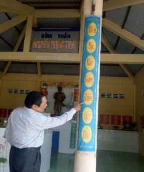 Ảnh 34 35 Hai câu thơ của Huỳnh Mẫn Đạt tại đình Nguyễn Trung Trực ở thị 8