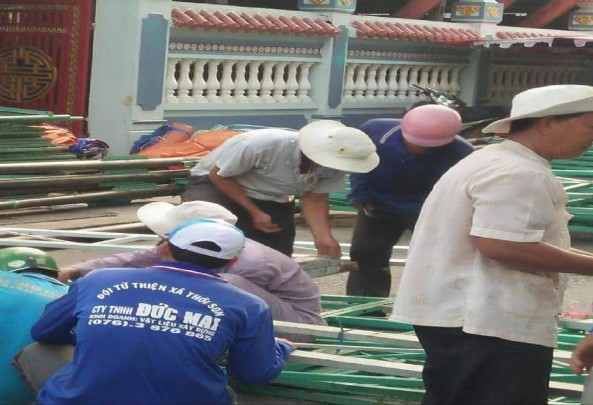 Ảnh 52 Nhân dân chuẩn bị dựng rạp trước ngày lễ hội ở TP Rạch Giá tỉnh 8