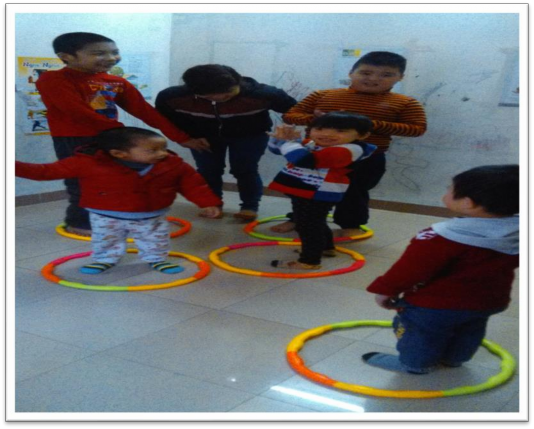 Giờ hoạt động nhóm Giờ thư giãn của cô và trò Cô và trò đón giáng sinh 3