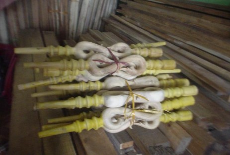 Hình 4 5 Con tiện tay vịn cầu thang từ gỗ Keo 4 3 2 1 Đặc điểm chung thị 3