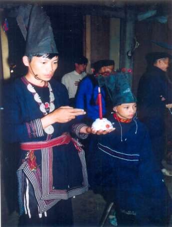 Lễ cấp sắc của người Dao Đám cưới của người Dao Tết nhảy lửa c ủ a 4