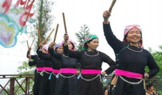 Xụi đỏ đen khẩu đăm đeng Khõu nhục Mật ong rừng Quả trỏm đen Trứng 2