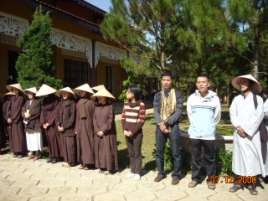 MỘT SỐ HOẠT ĐỘNG DU LỊCH THIỀN Ngồi thiền ở thiền viện Trúc Lâm Yên Tử 20