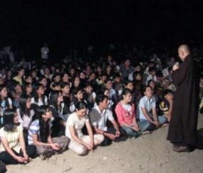 MỘT SỐ HOẠT ĐỘNG DU LỊCH THIỀN Ngồi thiền ở thiền viện Trúc Lâm Yên Tử 21