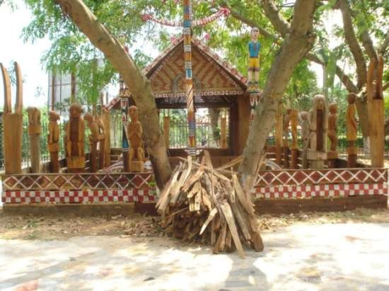 Nguyên năm 2010 Khu trưng bày ngoài trời Bảo tàng Văn hóa các dân tộc Việt Nam 6