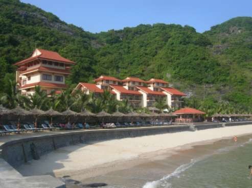 Nét đẹp bên ngoài của Cát Bà Sunrise Resort kết hợp với vẻ đẹp tĩnh lặng 4