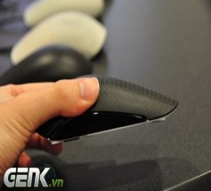Microsoft Touch Mouse Chuột máy tính tích hợp chức năng độc đáo webcam Touch 7