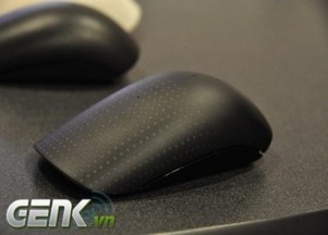 Microsoft Touch Mouse Chuột máy tính tích hợp chức năng độc đáo webcam Touch 8
