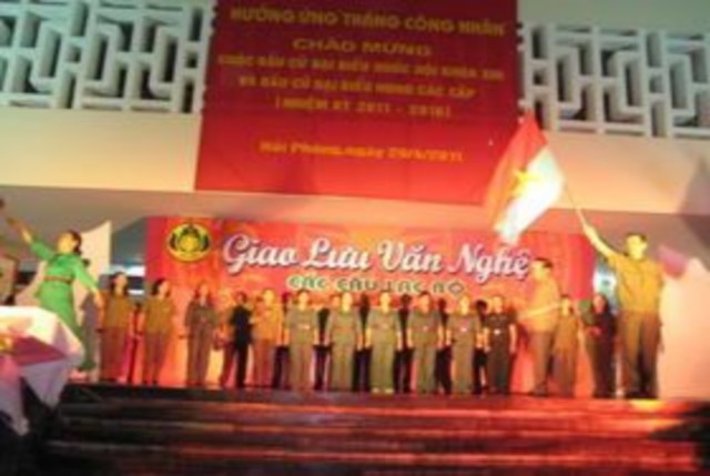 Giao lưu Văn nghệ các câu lạc bộ Câu lạc bộ Yoga Câu lạc bộ Thư pháp 8