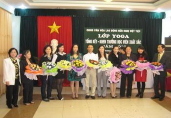 Câu lạc bộ Yoga Câu lạc bộ Thư pháp 9