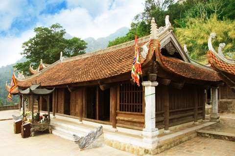 Chùa Hoa Yên Huệ Quang Kim Tháp Chùa Đồng 10