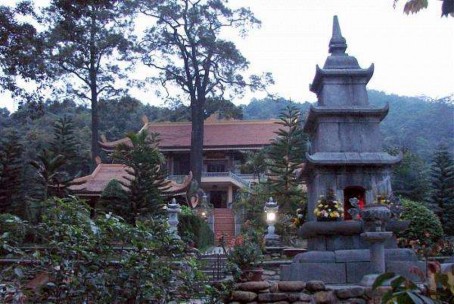 Tháp Chân Nguyên Khóa tu tập PHỤ LỤC 3 MỘT SỐ HÌNH ẢNH VỀ KHU DI TÍCH LỊCH 7