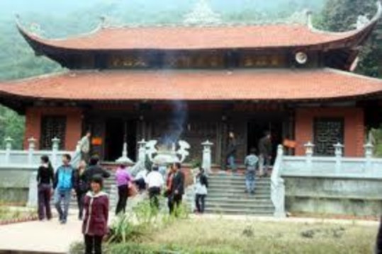 Chùa Lôi Âm Cung trình diễn nhạc nước Tuần Châu Biểu diễn cá heo Làng chài 5