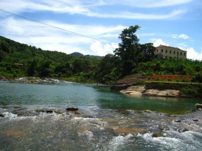 Đập tình nhân ThácKhe Vằn Lễ hội Đình Lục Nà Dân tộc Tày trong ngày hội 2